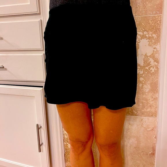 Tennis/pickleball skirt. Black. Small. Comfortable. Like new. - Picture 2 of 4